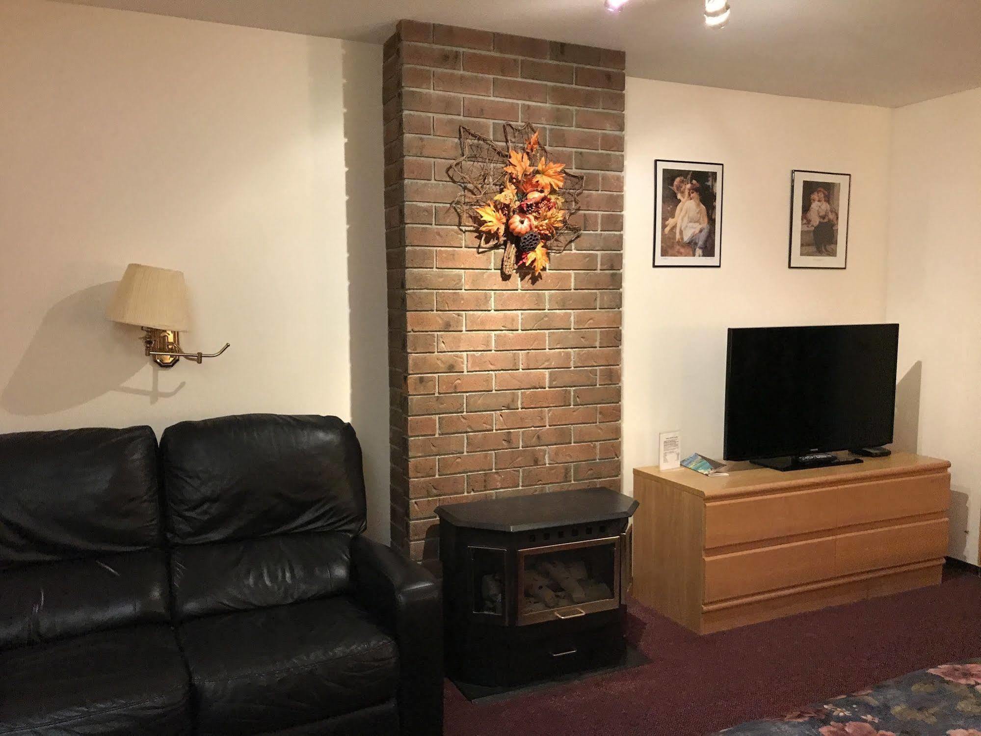 Inntowne Motel II Хоуп Экстерьер фото